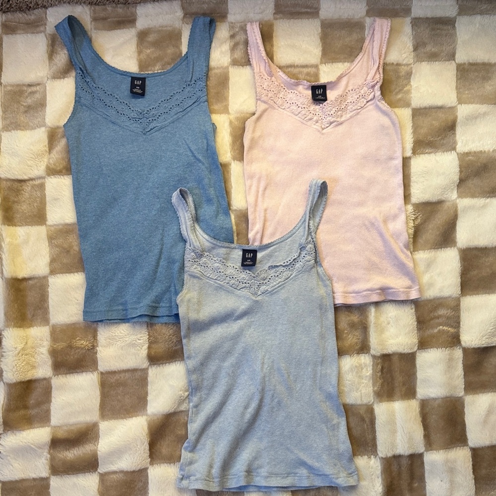 3 GAP Lace Trim Tank Tops - Blue, Pink, light blue Set